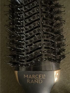 Marcel Rand Round Hair Brush in Black and Gold